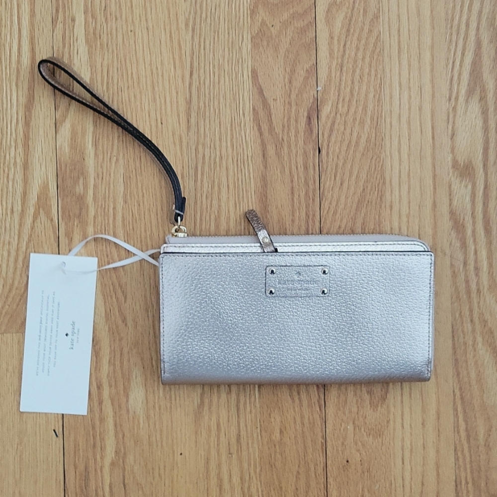 BRAND NEW- NWT-  KATE SPADE WALLET WRISTLET